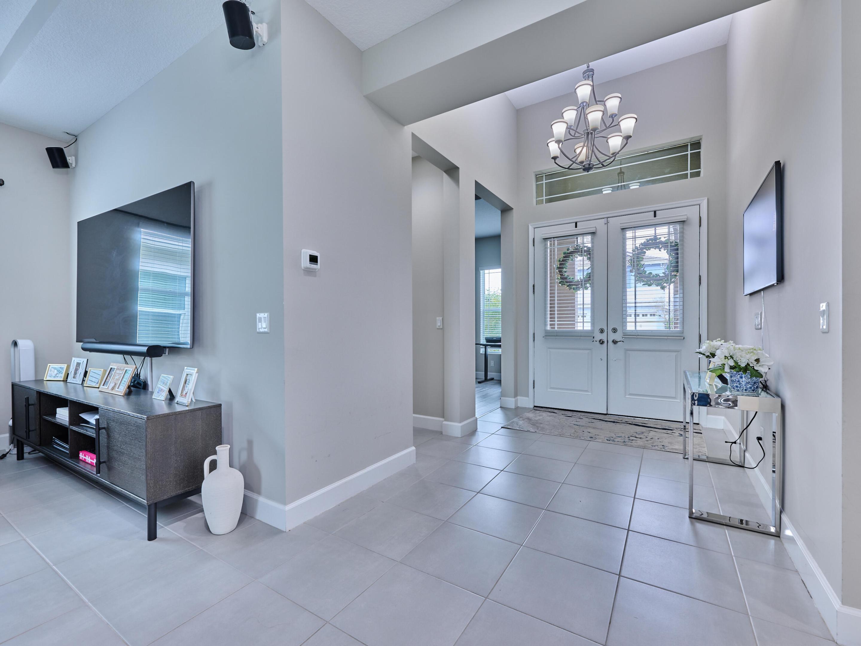 MEADOWS OF WESTLAKE - Residential Lease