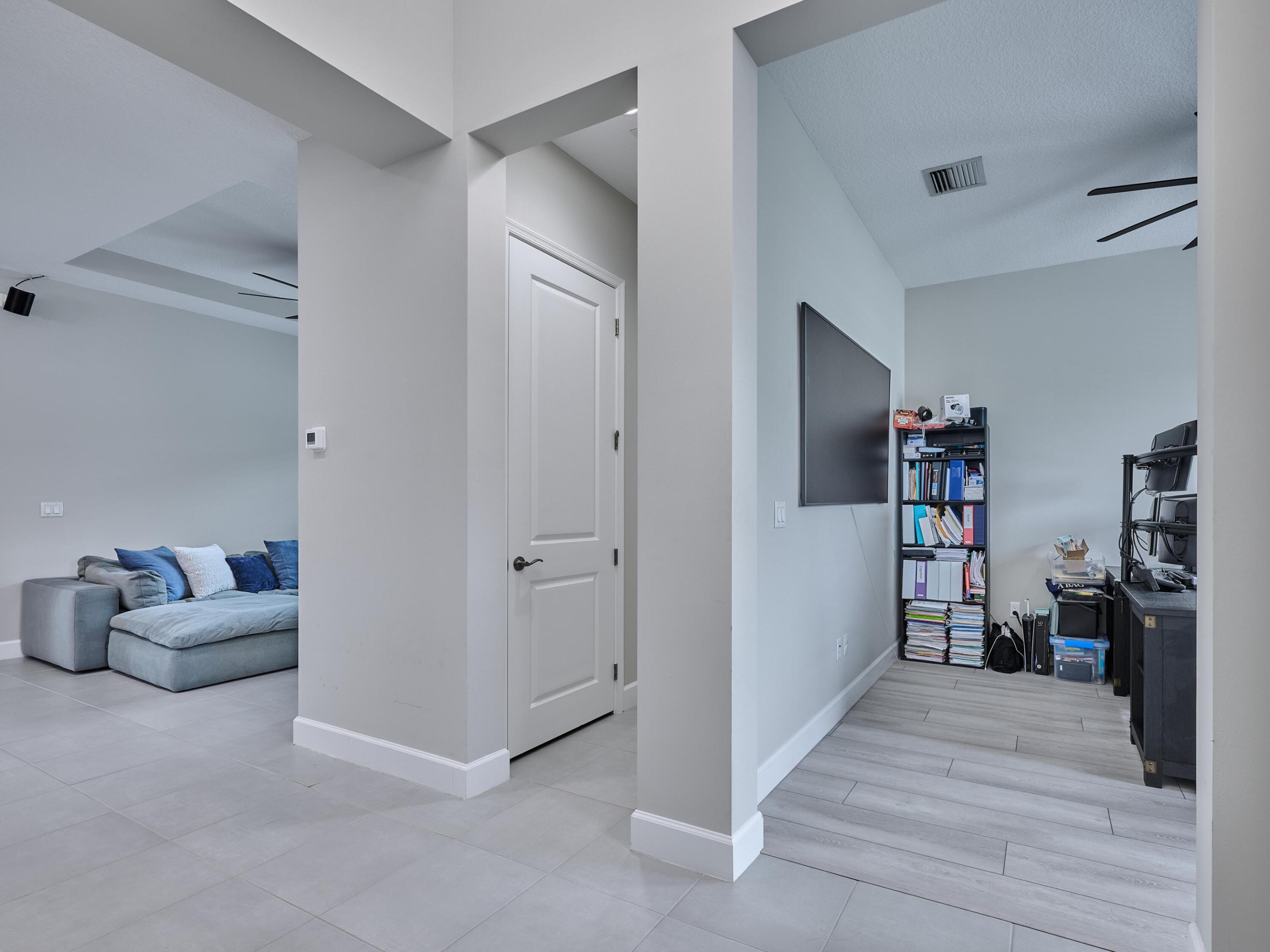 MEADOWS OF WESTLAKE - Residential Lease