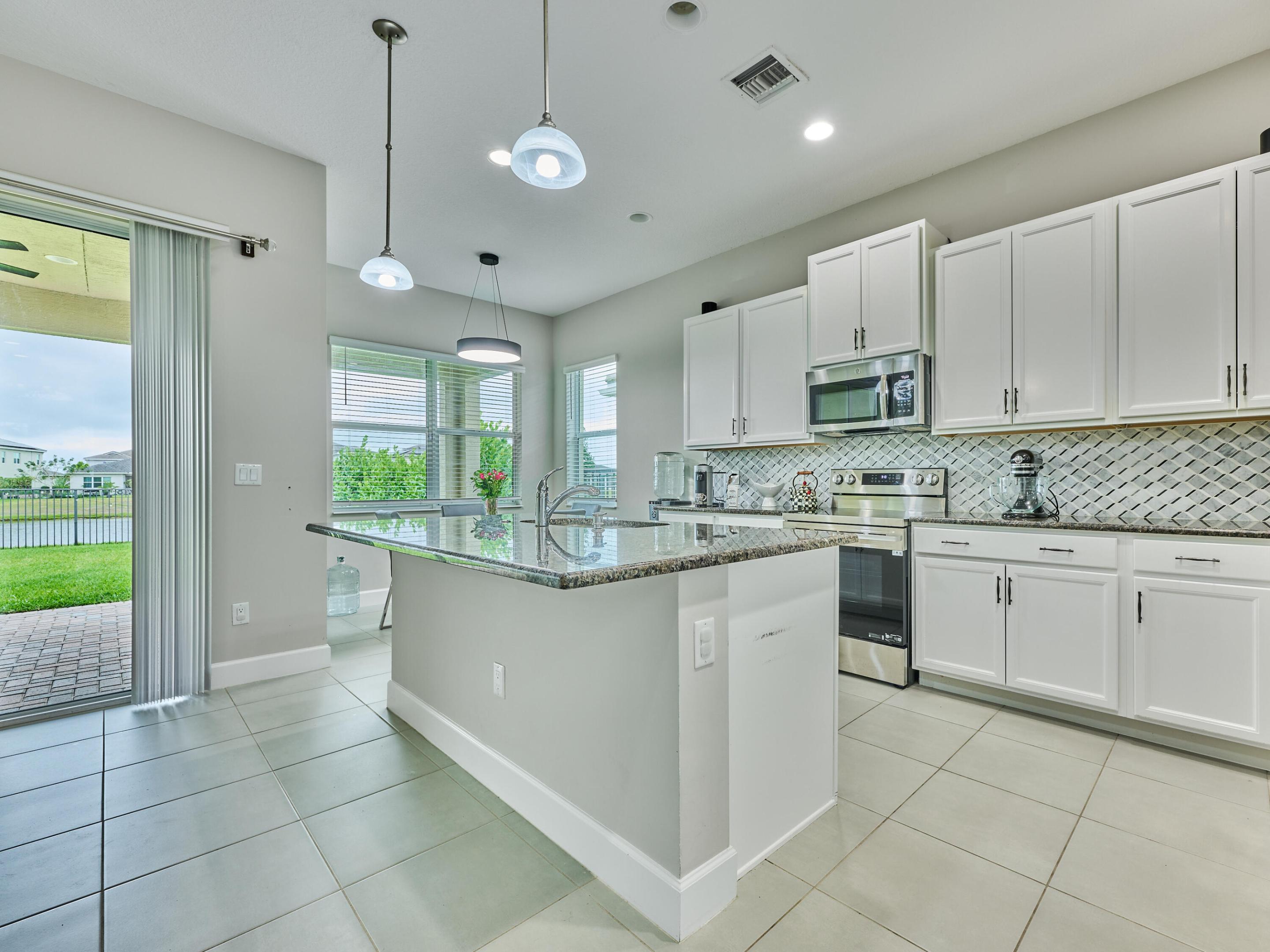 MEADOWS OF WESTLAKE - Residential Lease