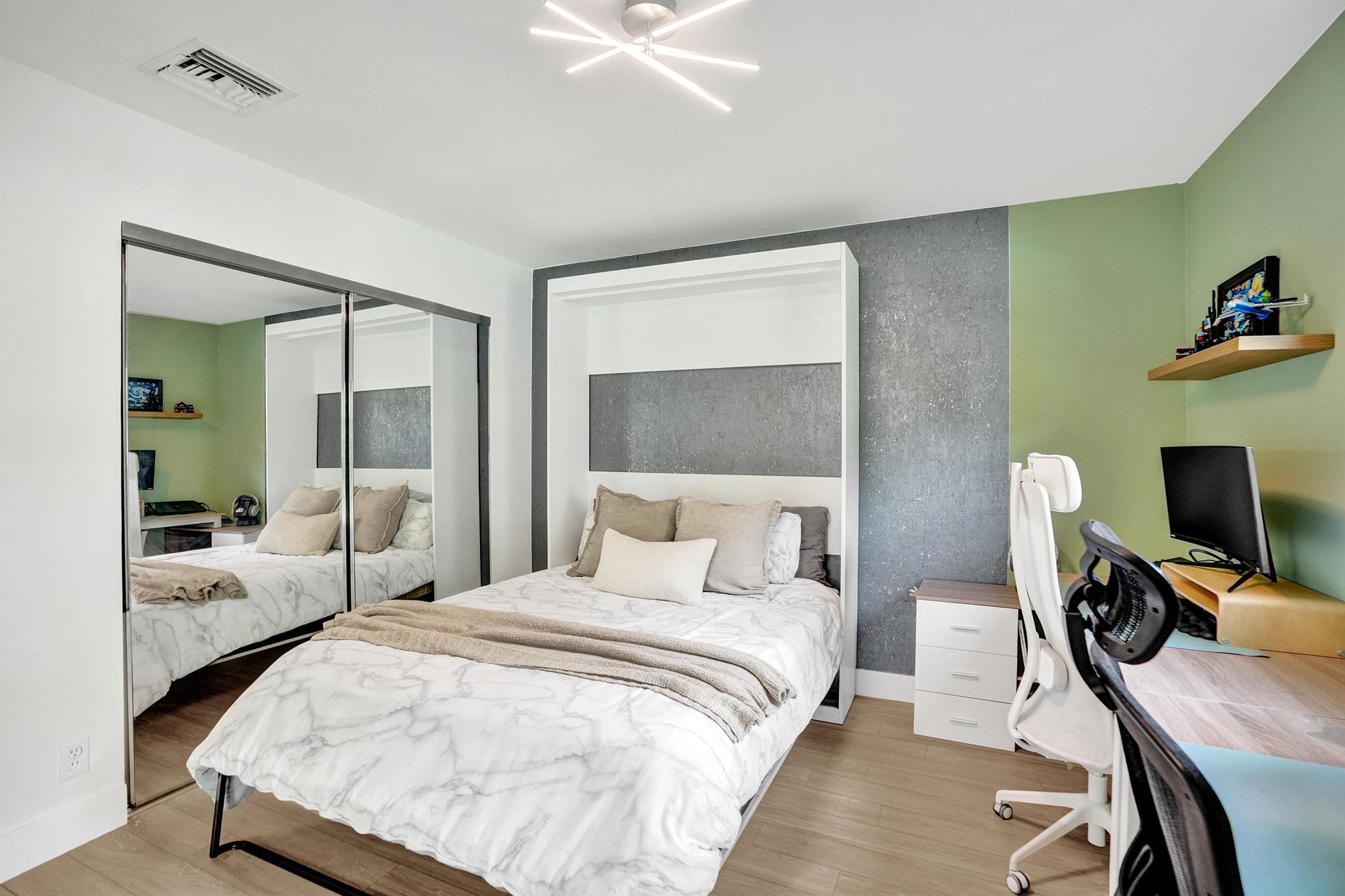 DEERFIELD RIDGE SEC 1 - Residential