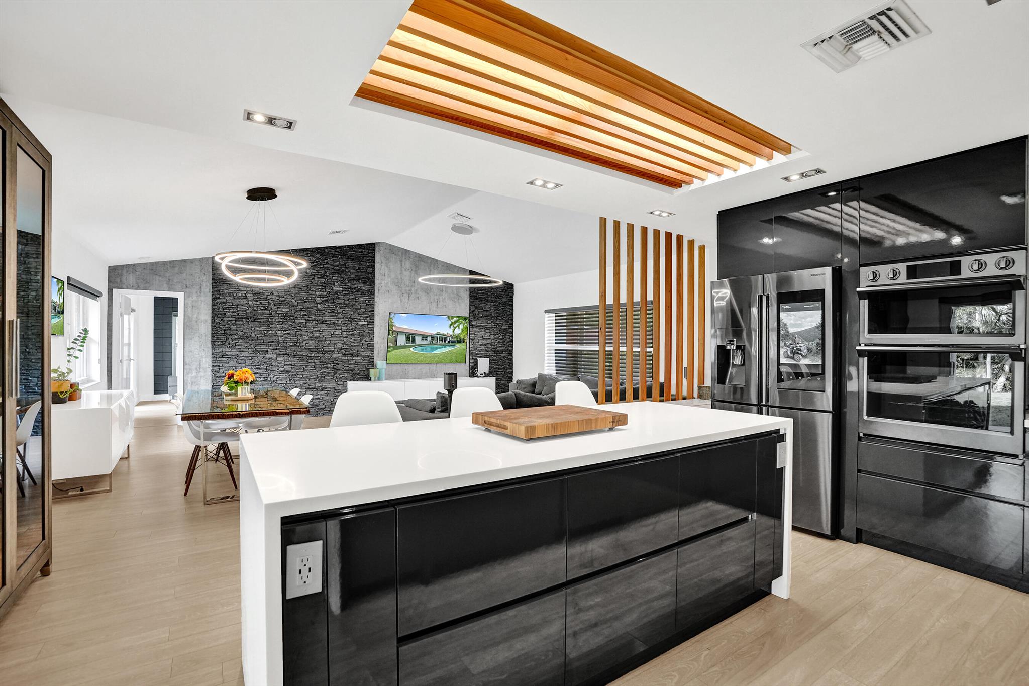 DEERFIELD RIDGE SEC 1 - Residential