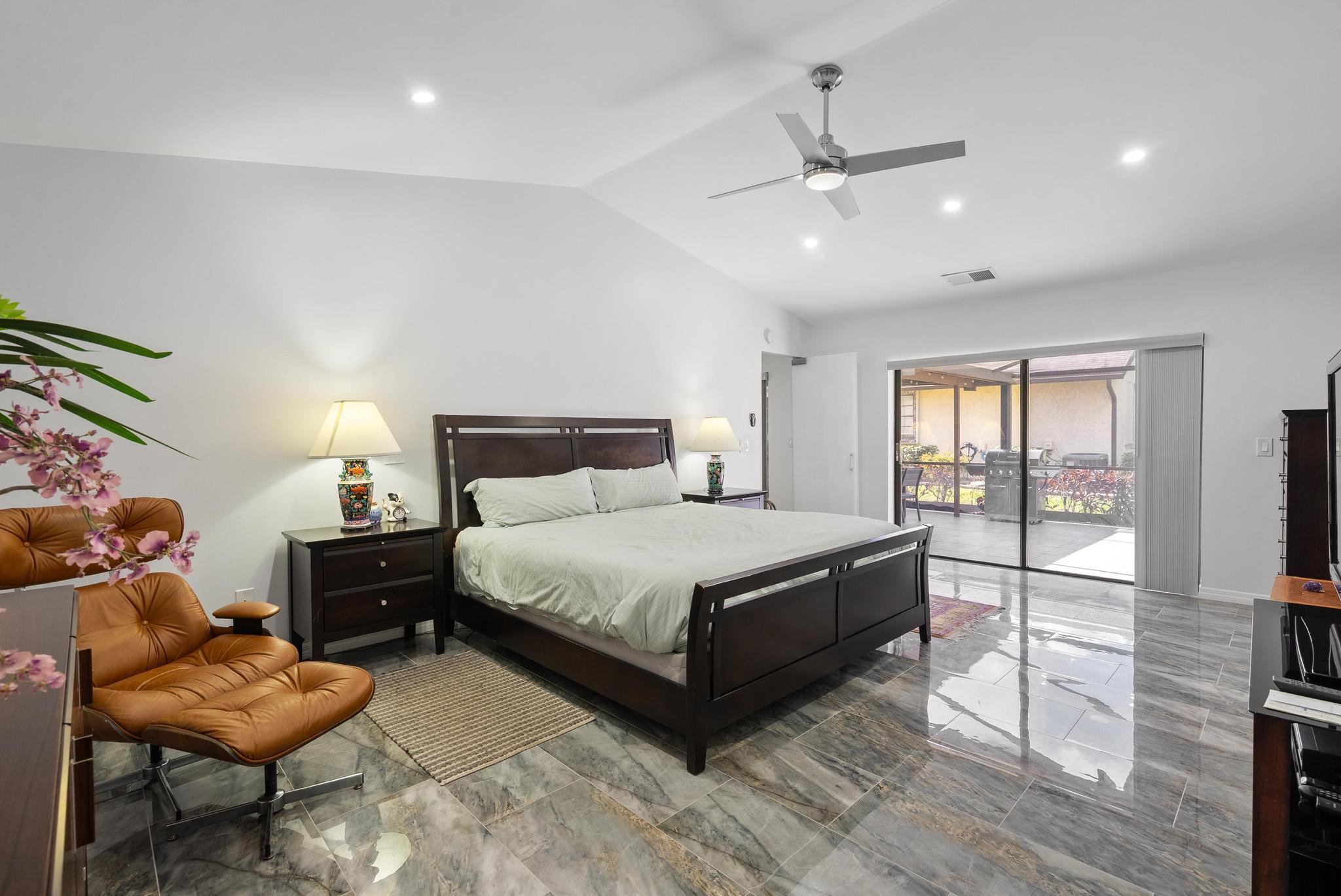 LAKES OF BOCA BARWOOD 1 - Residential