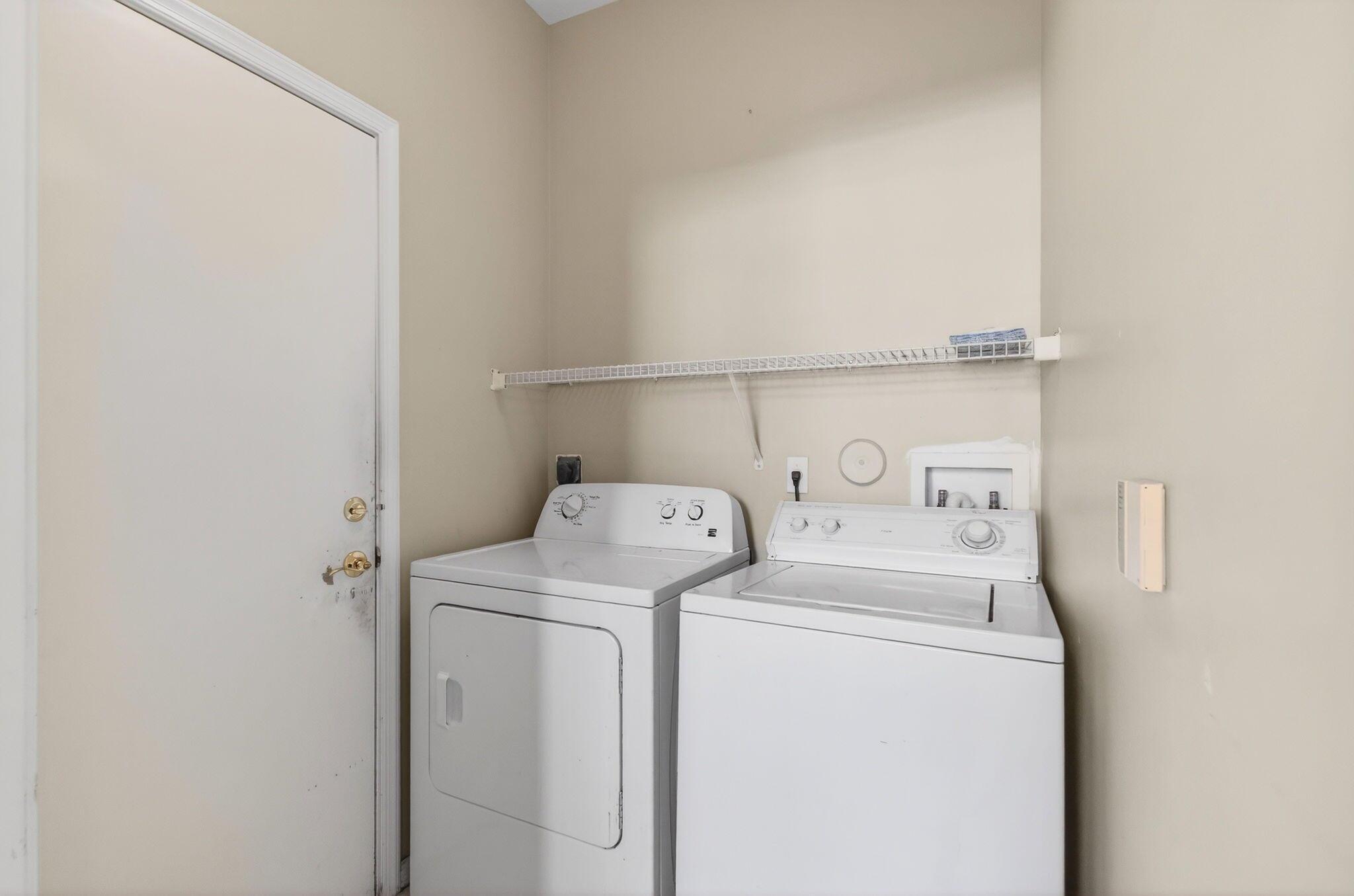 MAJESTIC ISLES - Residential