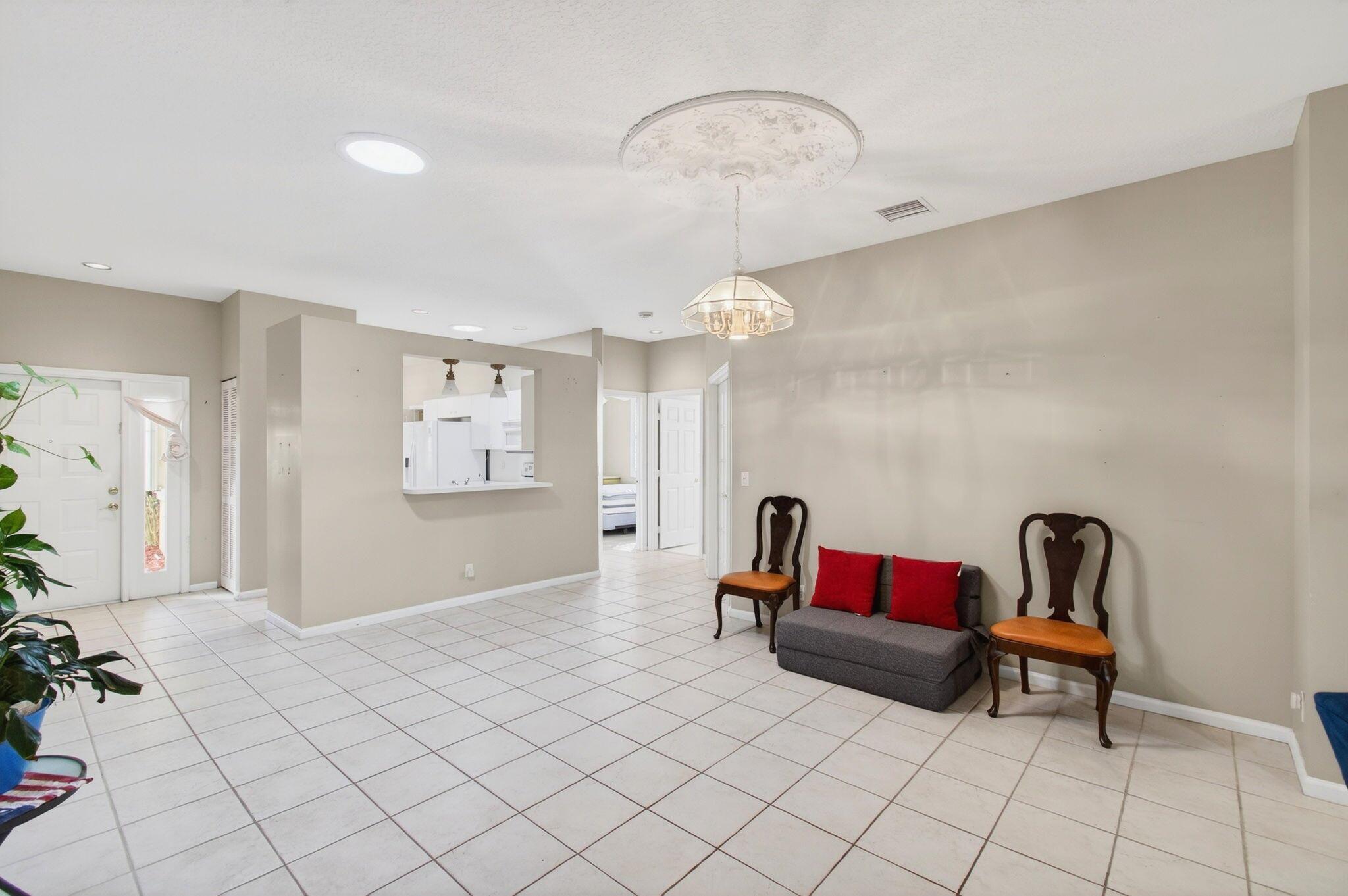 MAJESTIC ISLES - Residential