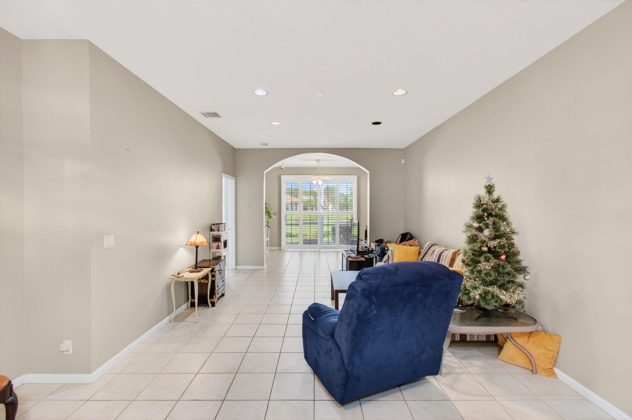 MAJESTIC ISLES - Residential