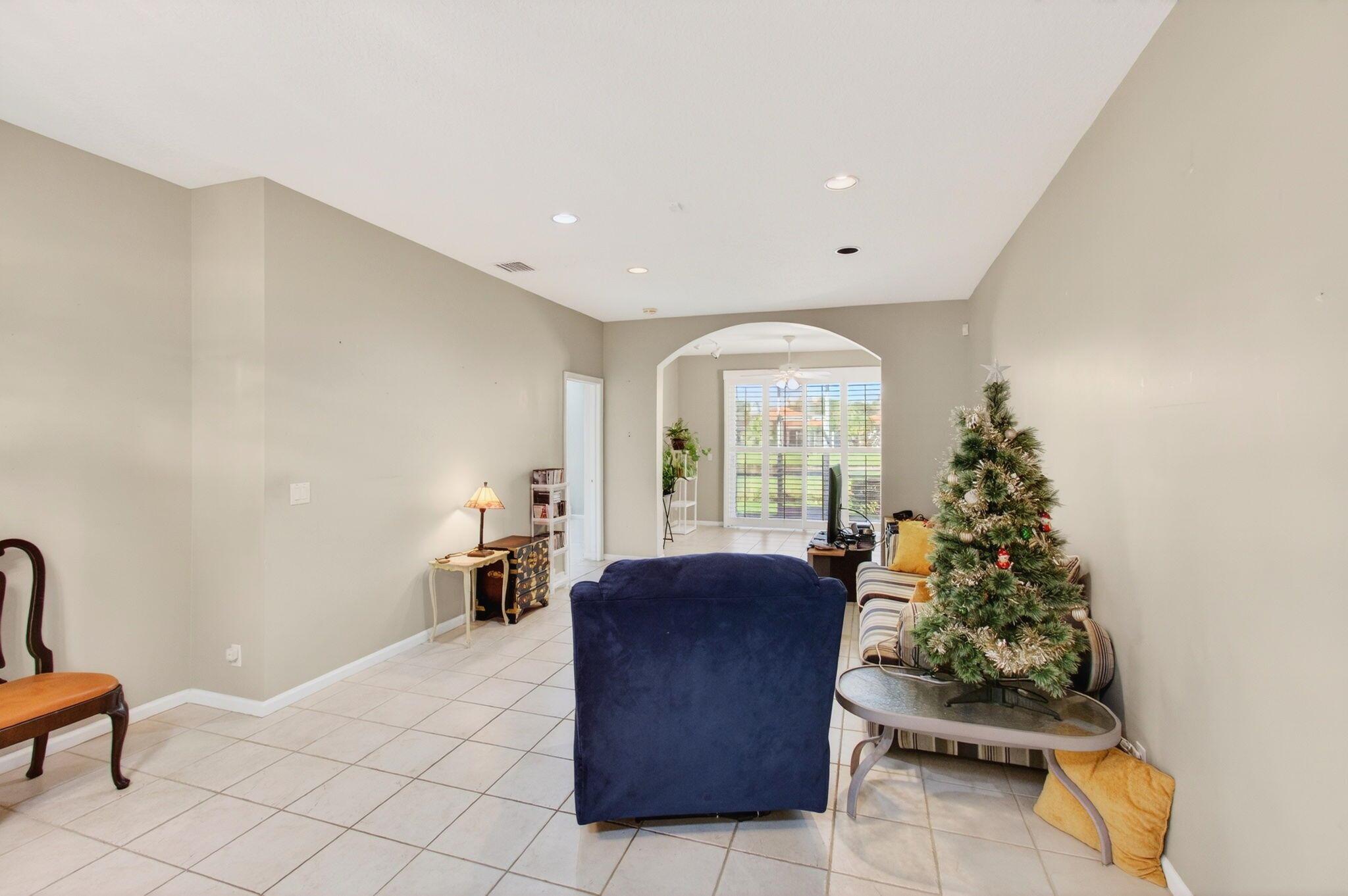 MAJESTIC ISLES - Residential