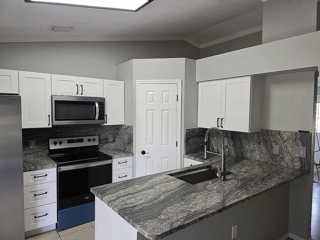 Port St Lucie Sec 11 - Residential