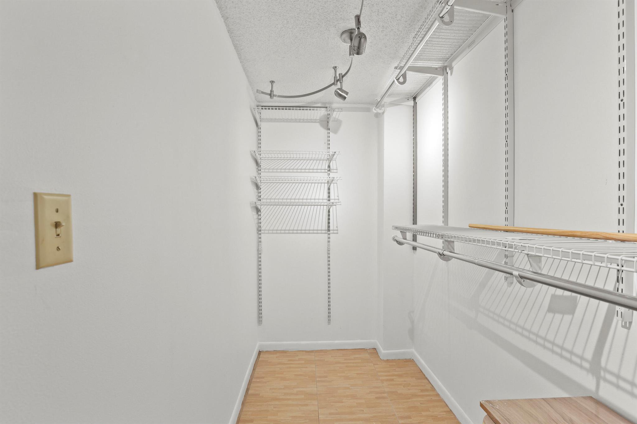 COCONUT PALM CONDO - Residential