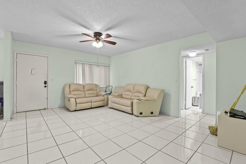 Photo of 5280 Las Verdes Circle #219, Delray Beach, FL 33484 (MLS # R11148257)