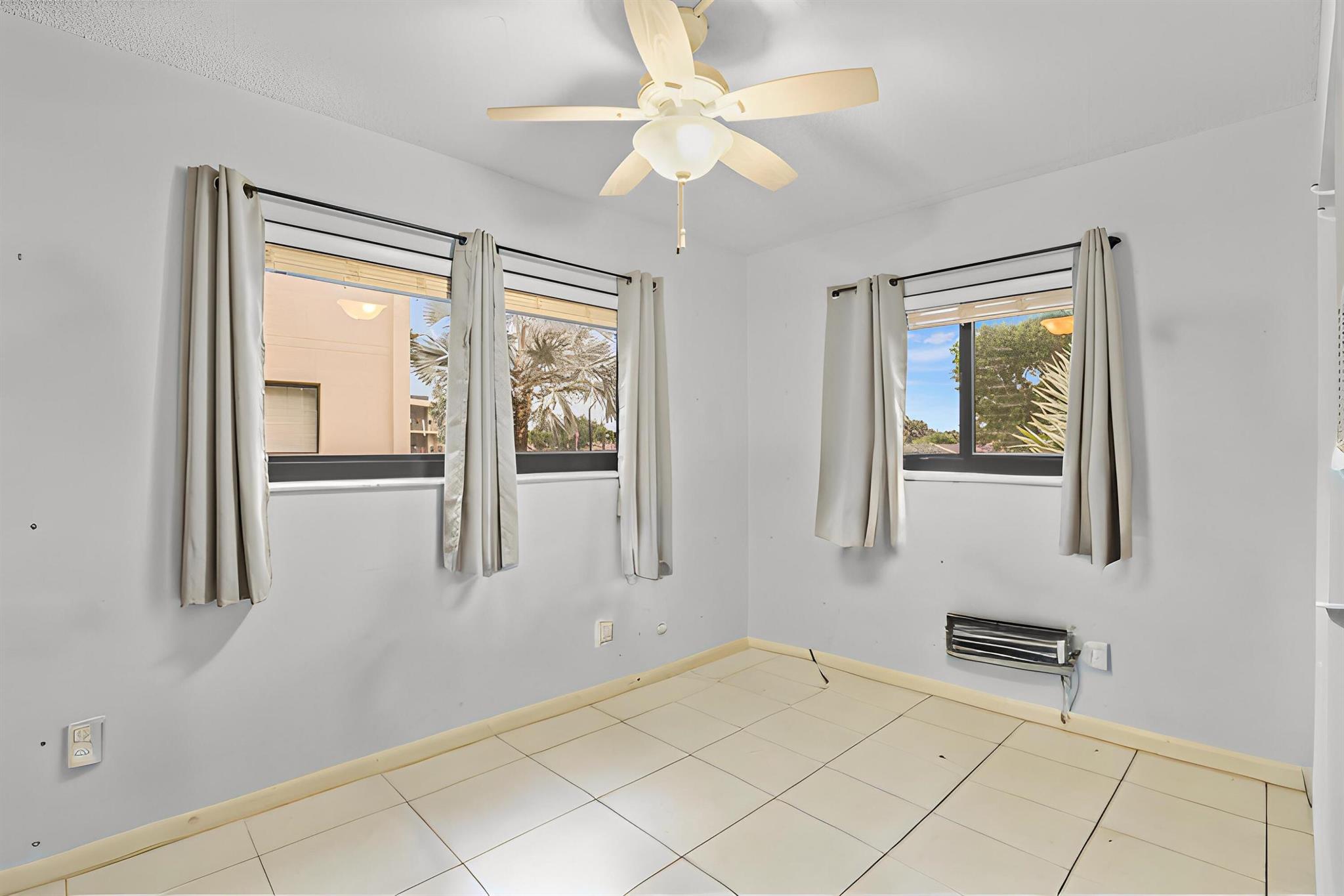 COCONUT PALM CONDO - Residential