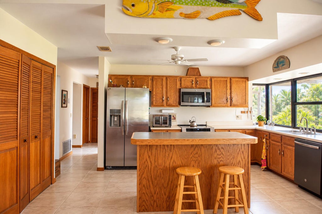 Photo of 2522 SE Delano Road, Port Saint Lucie, FL 34952 (MLS # B26092138)