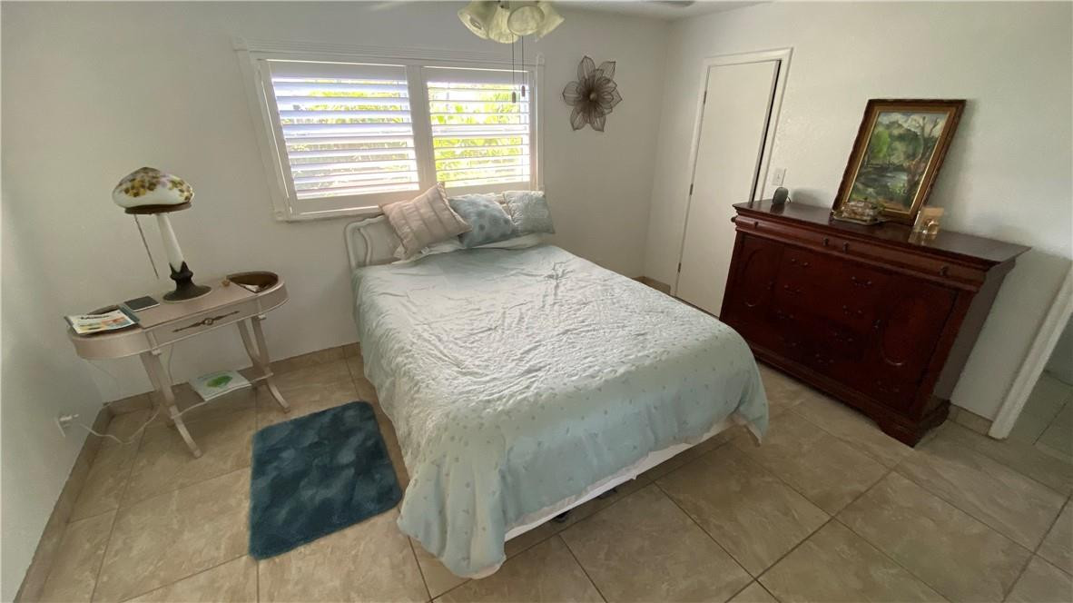 Tropic Palms 02 - Residential