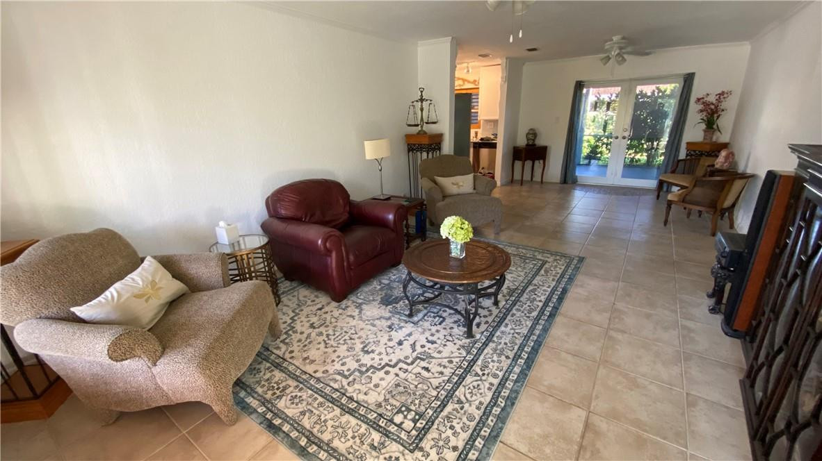 Tropic Palms 02 - Residential