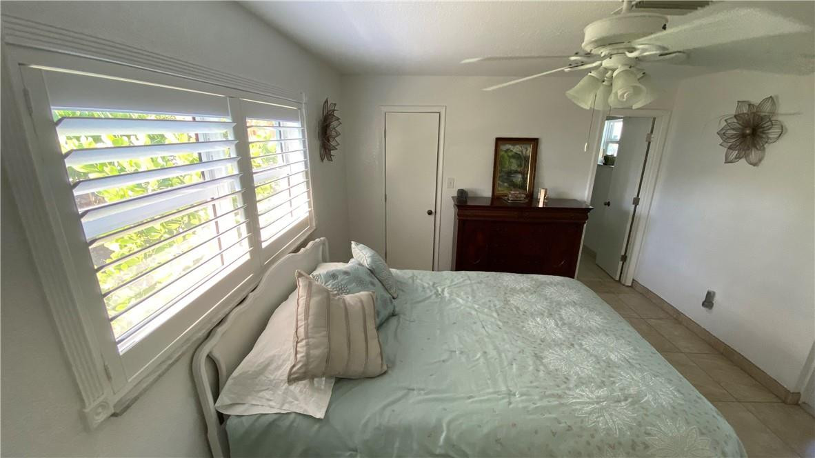 Tropic Palms 02 - Residential
