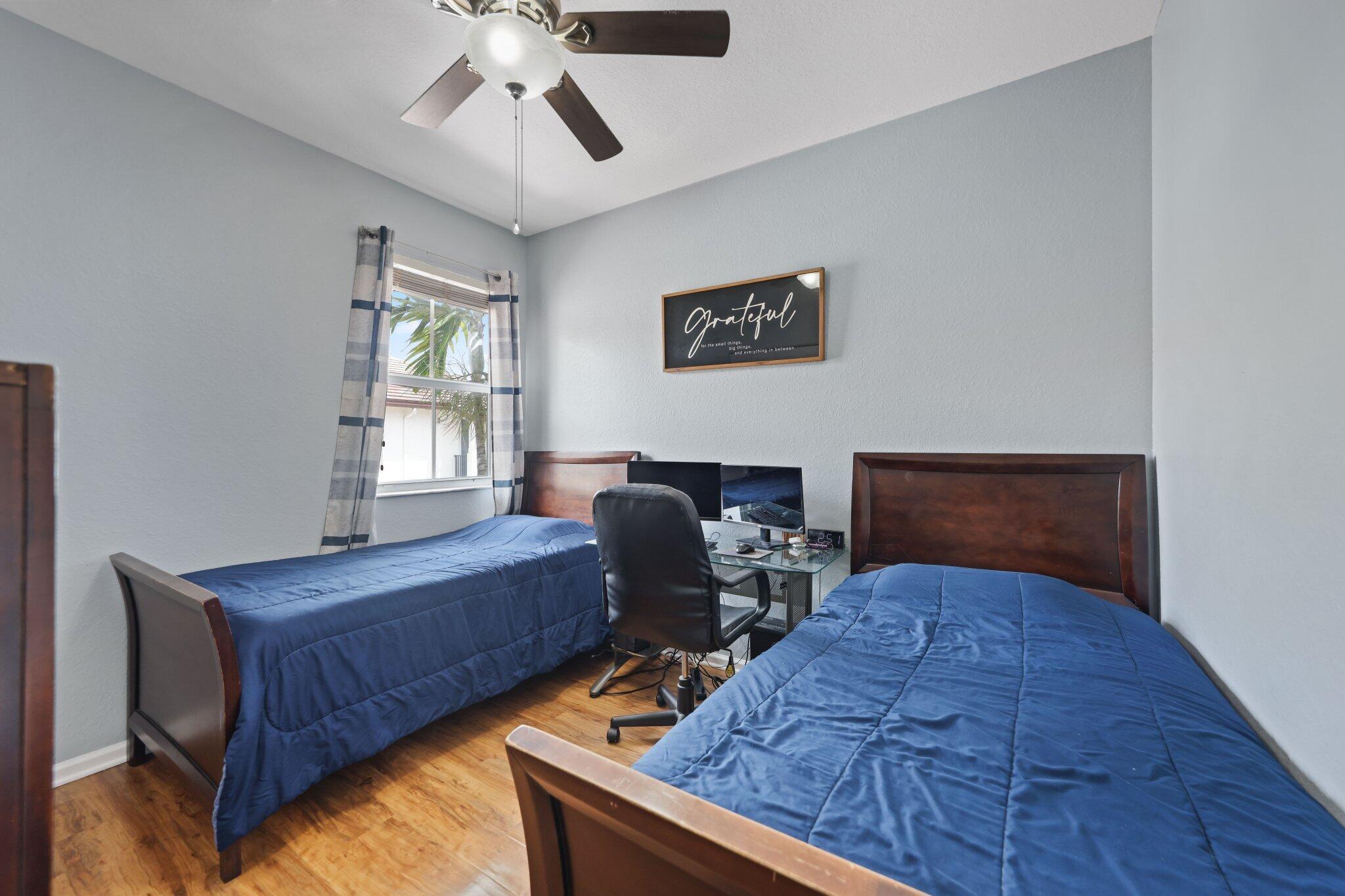 PALOMA LAKES CONDOMINIUM - Residential