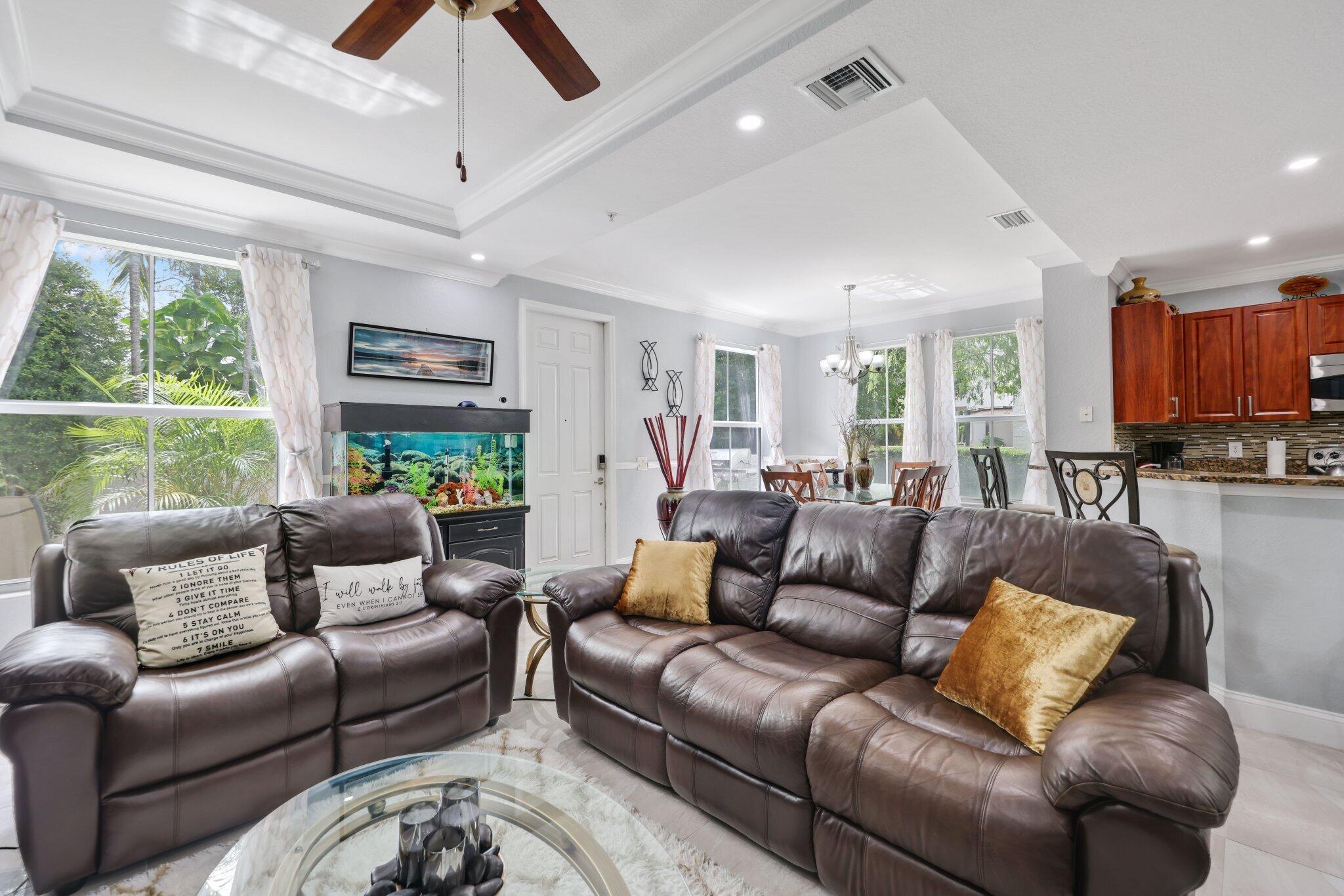 PALOMA LAKES CONDOMINIUM - Residential