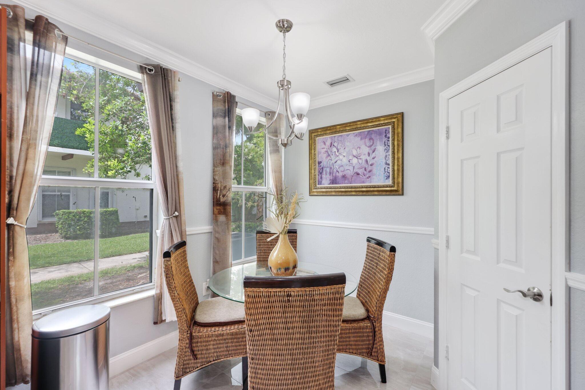 PALOMA LAKES CONDOMINIUM - Residential
