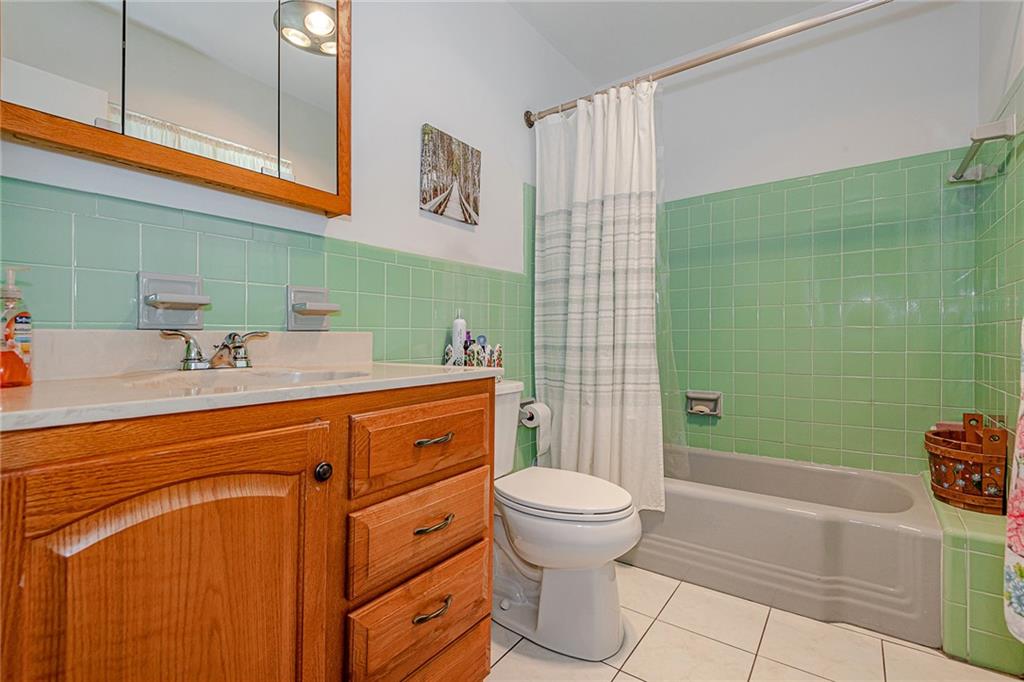 Mary-Knoll 39-48 B - Residential