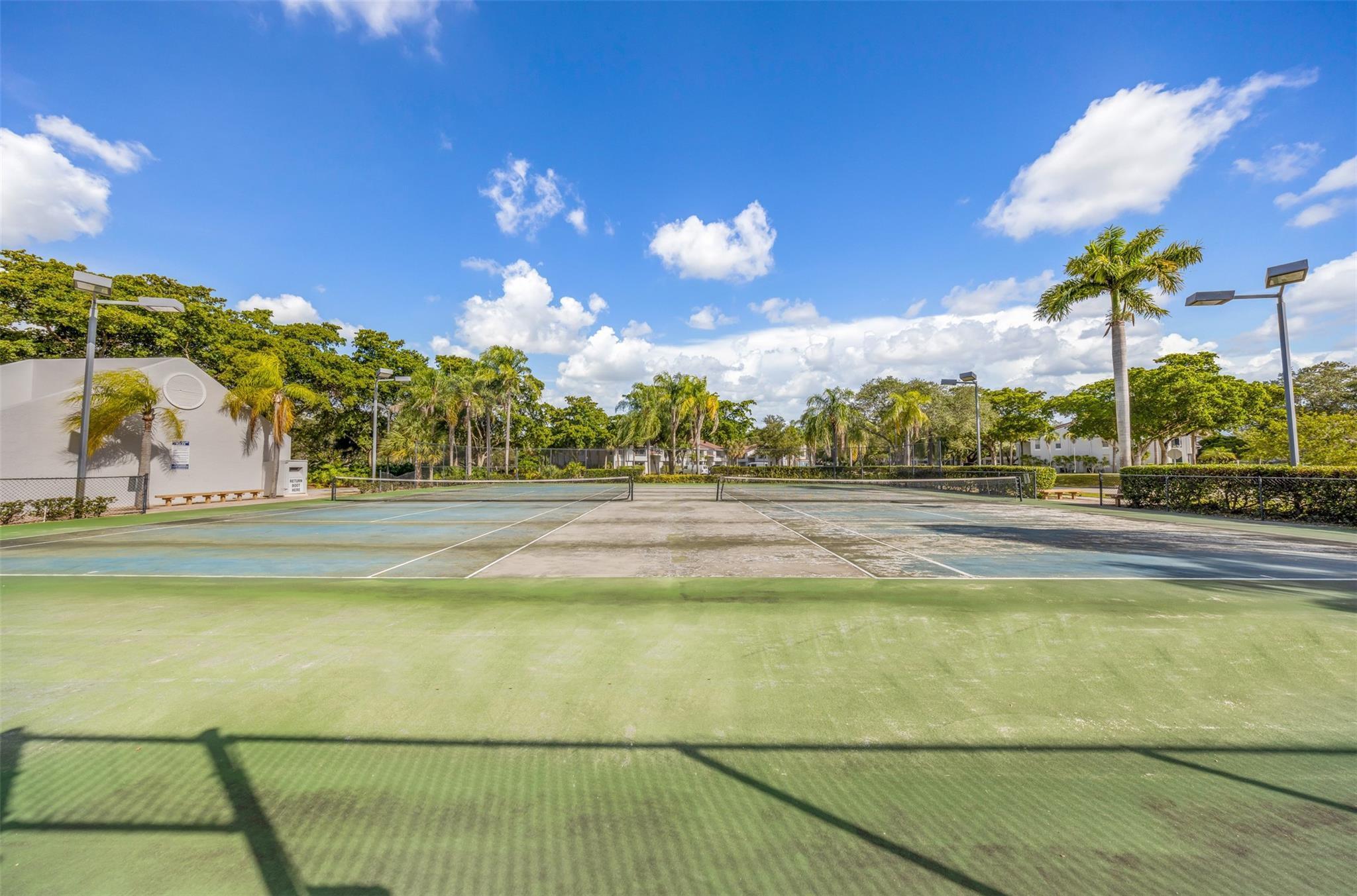 COCO PARC CONDO - Residential Lease