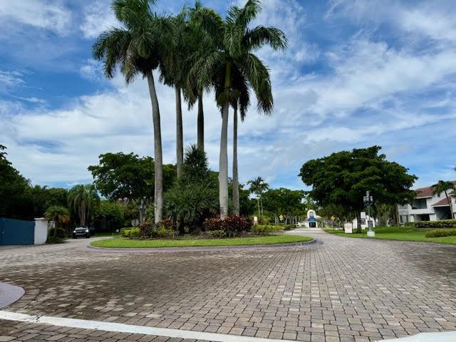 COCO PARC CONDO - Residential Lease