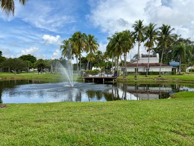 COCO PARC CONDO - Residential Lease