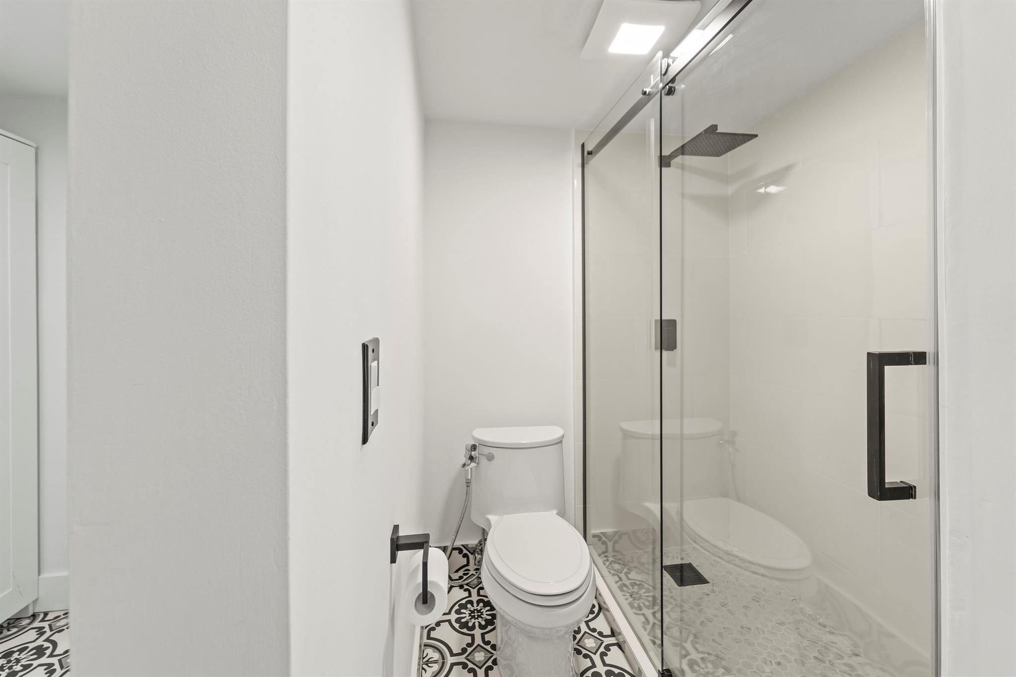 VILLAGE GREEN OF BOCA RATON CONDO - Residential