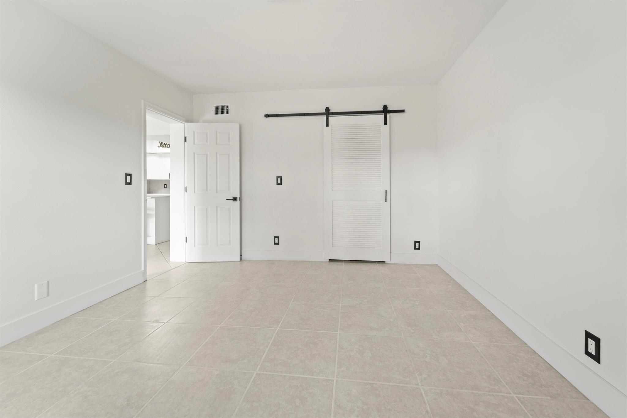 VILLAGE GREEN OF BOCA RATON CONDO - Residential