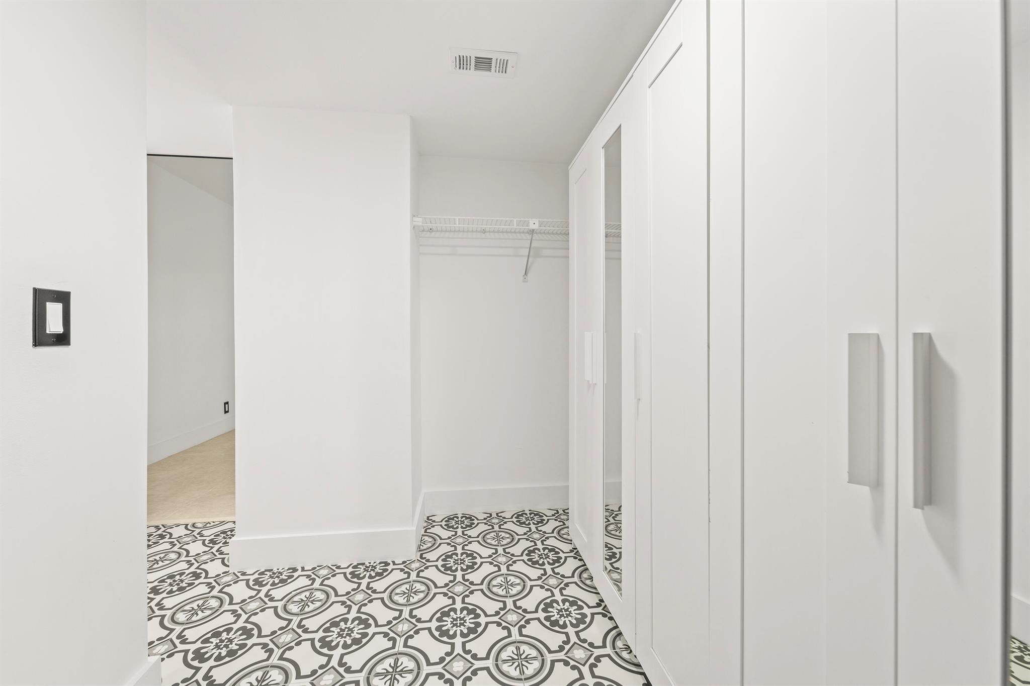 VILLAGE GREEN OF BOCA RATON CONDO - Residential