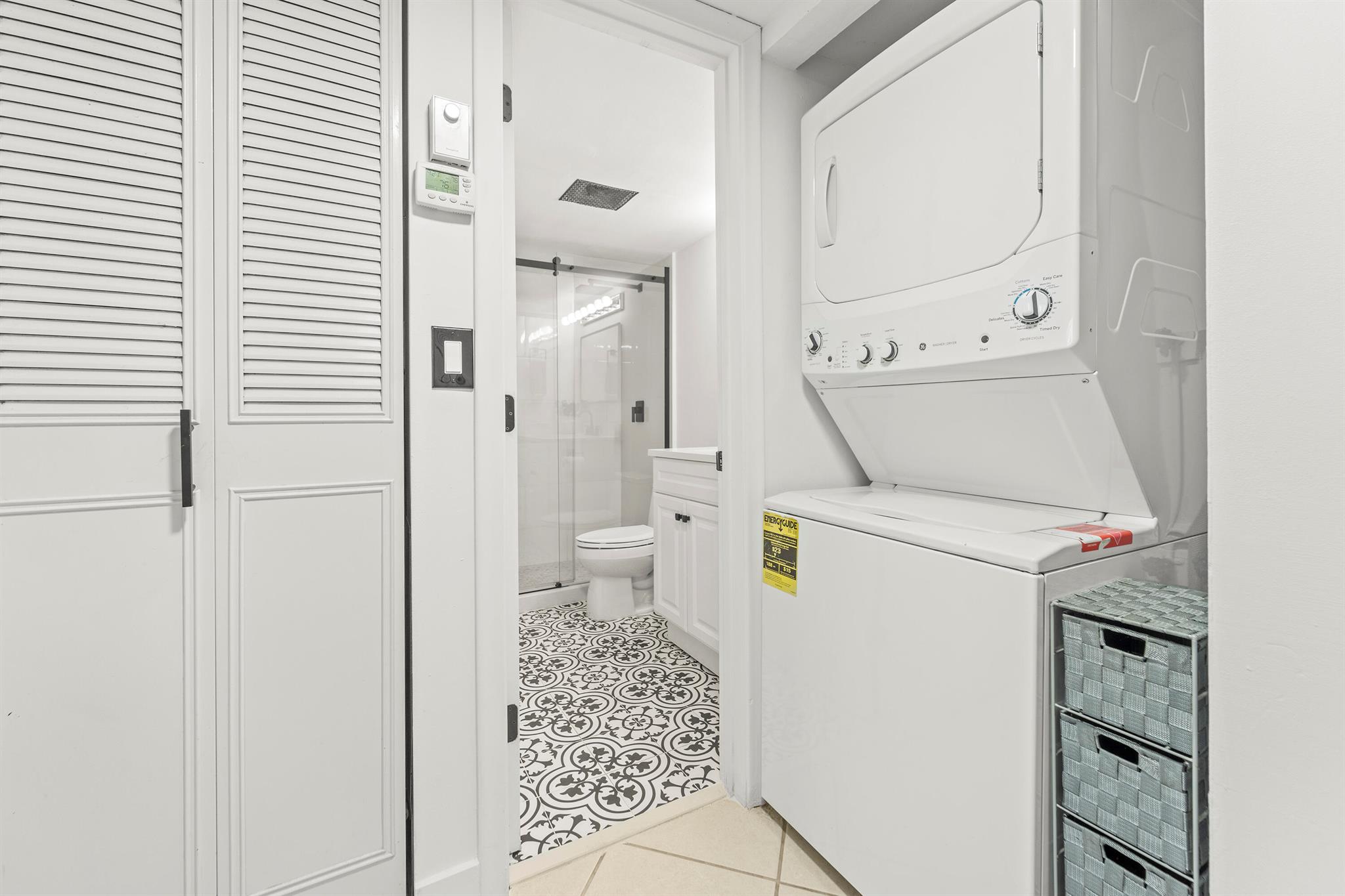 VILLAGE GREEN OF BOCA RATON CONDO - Residential