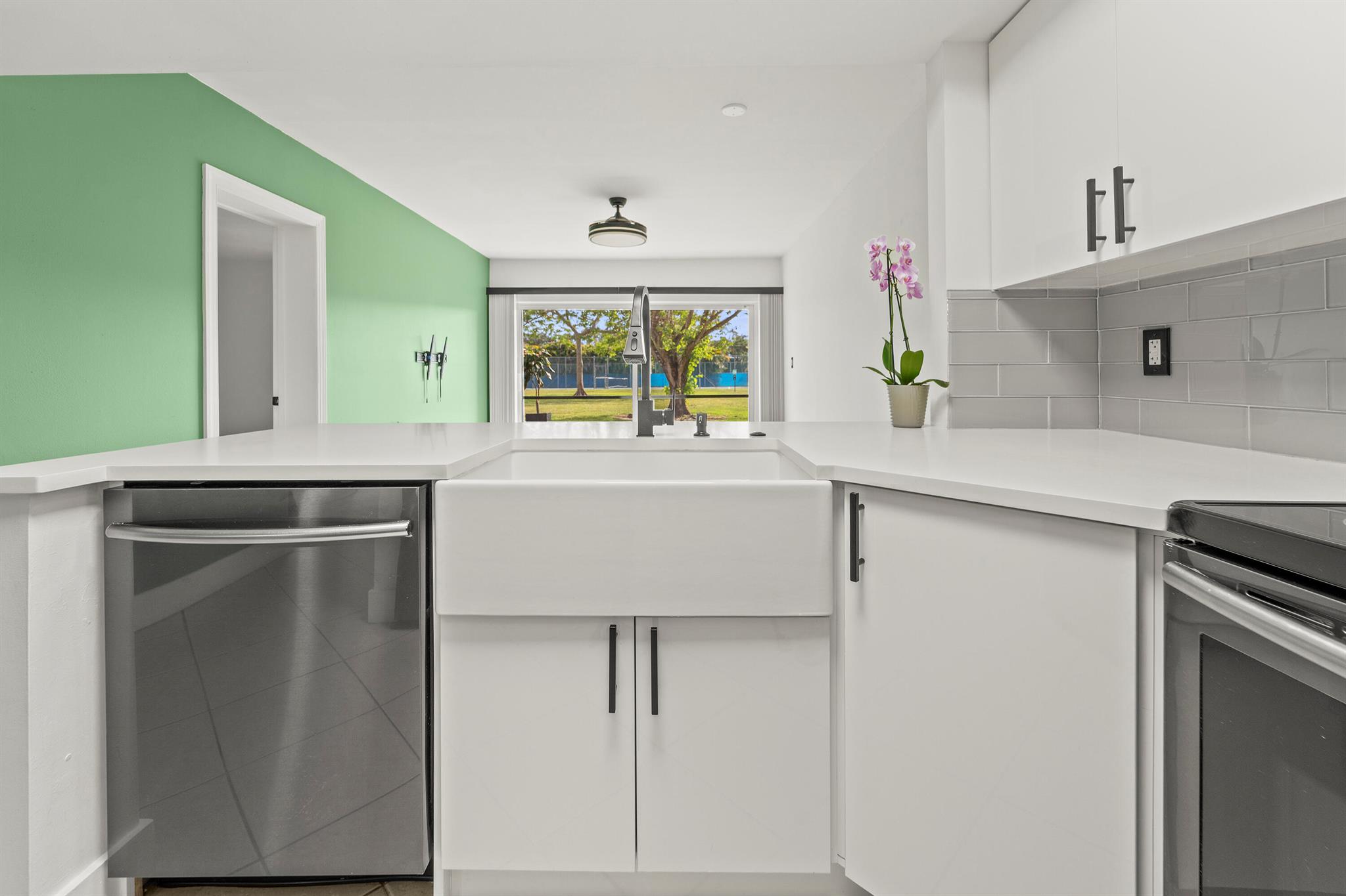 VILLAGE GREEN OF BOCA RATON CONDO - Residential