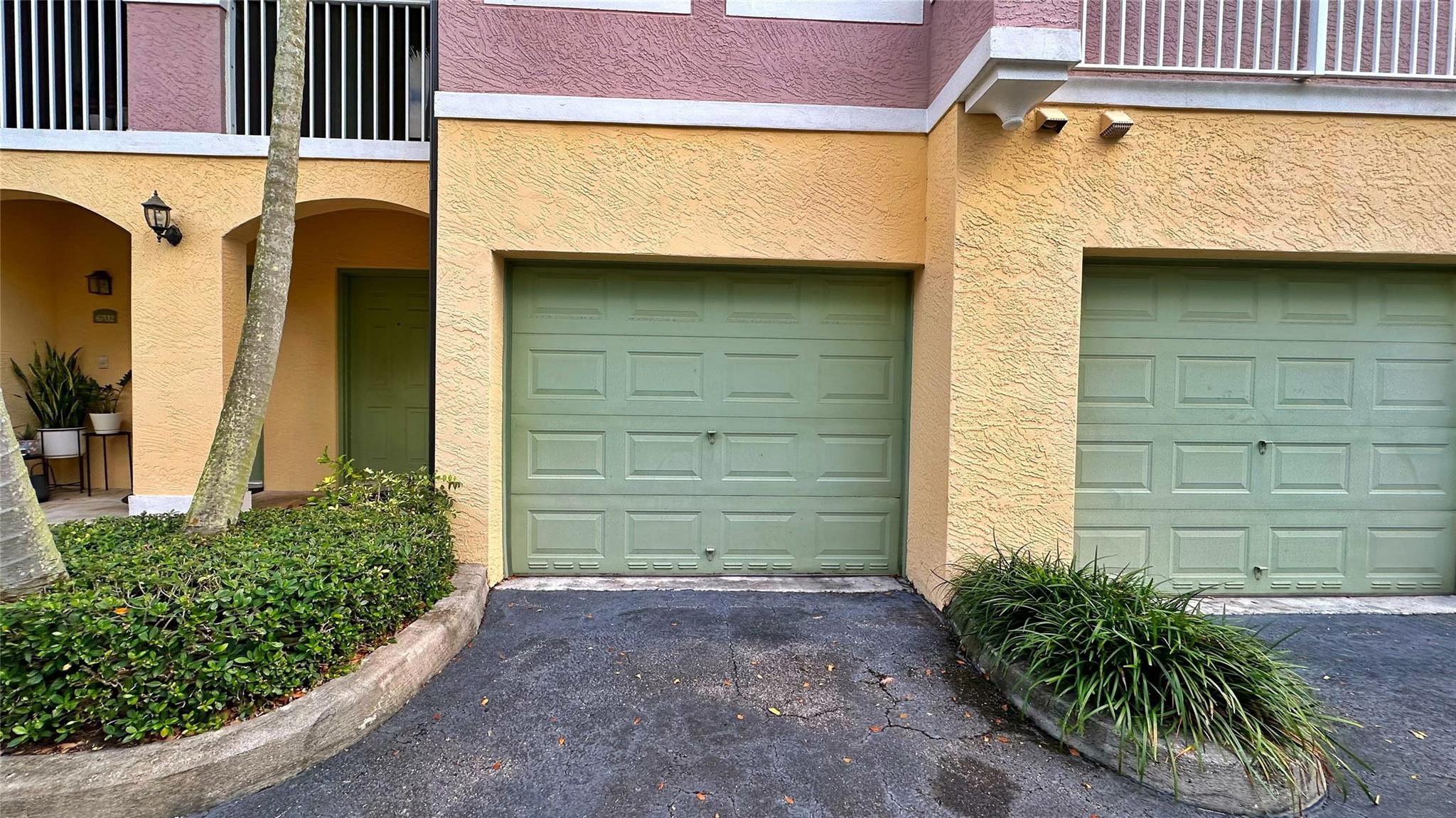 6704 W Sample Rd 6704