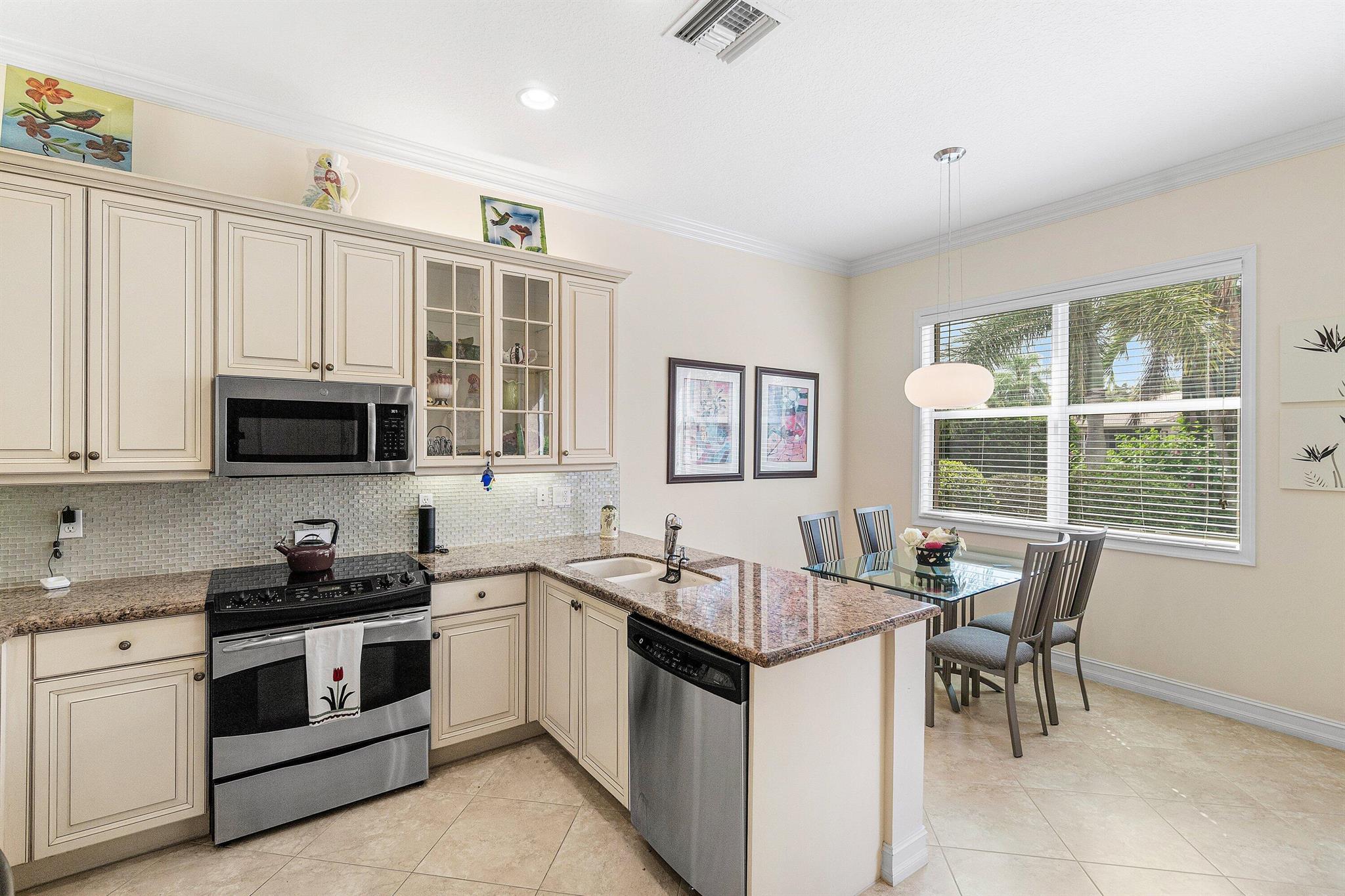 VALENCIA POINTE - Residential