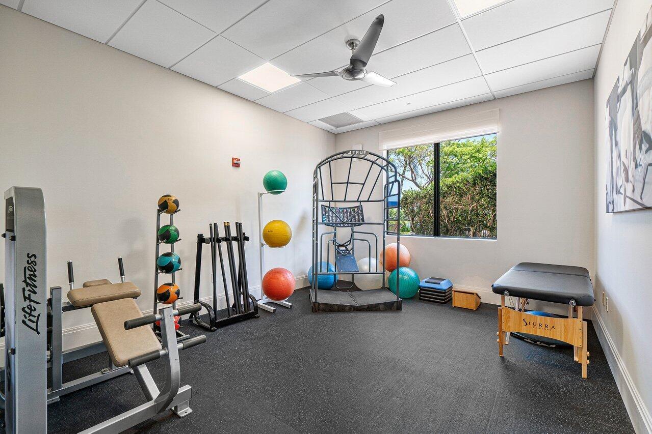 VALENCIA POINTE - Residential