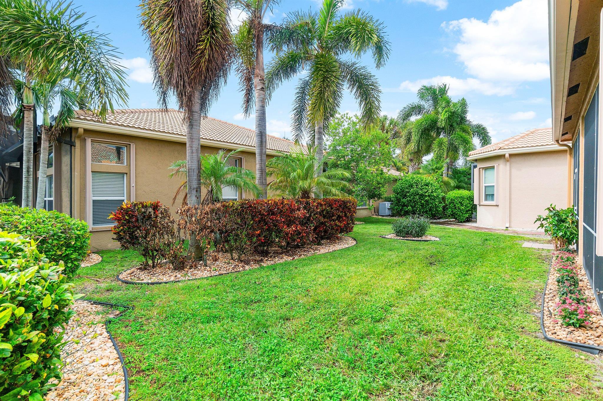 VALENCIA POINTE - Residential