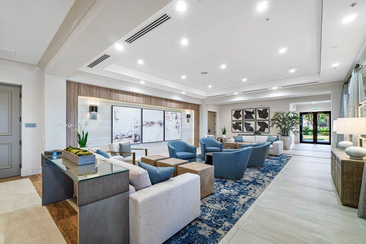 VALENCIA POINTE - Residential