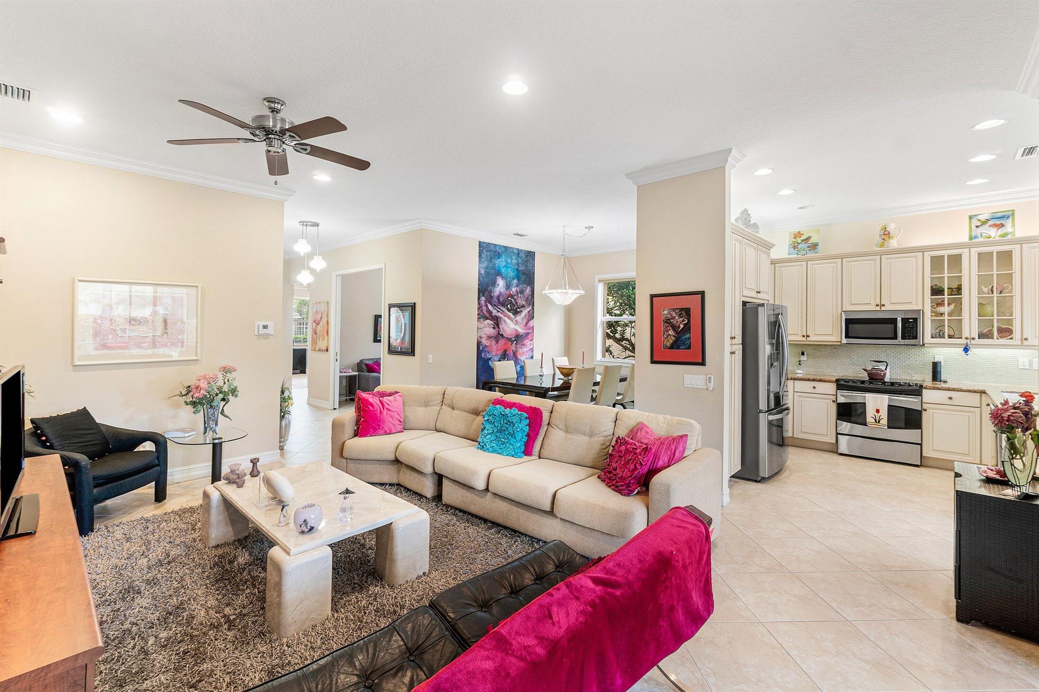 VALENCIA POINTE - Residential