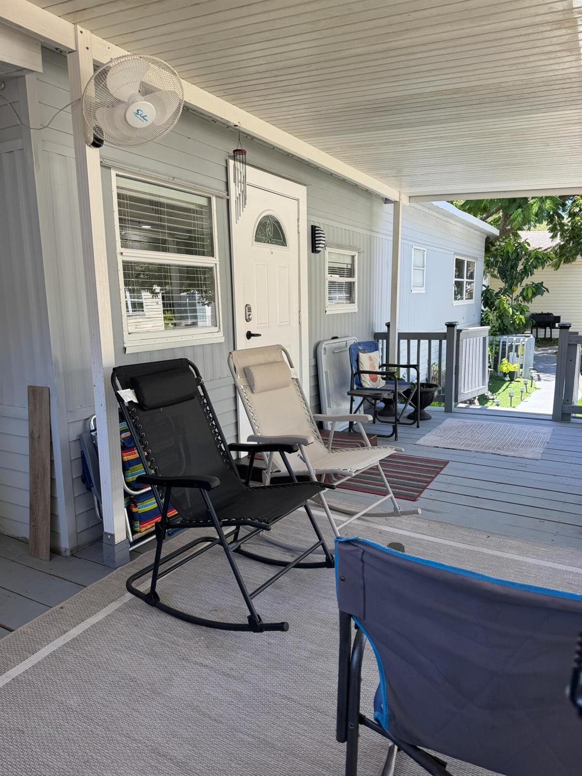 2555 Pga Blvd 18