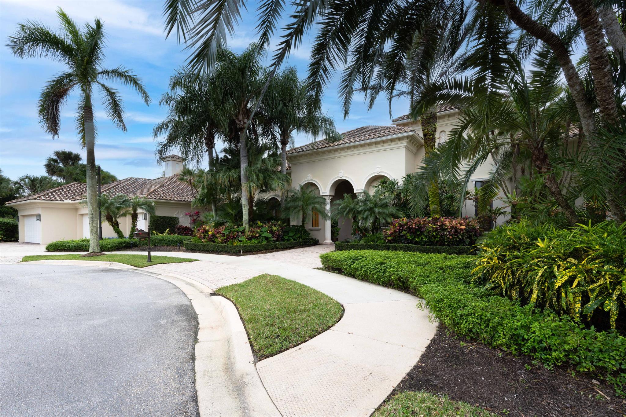 Mirasol - Residential