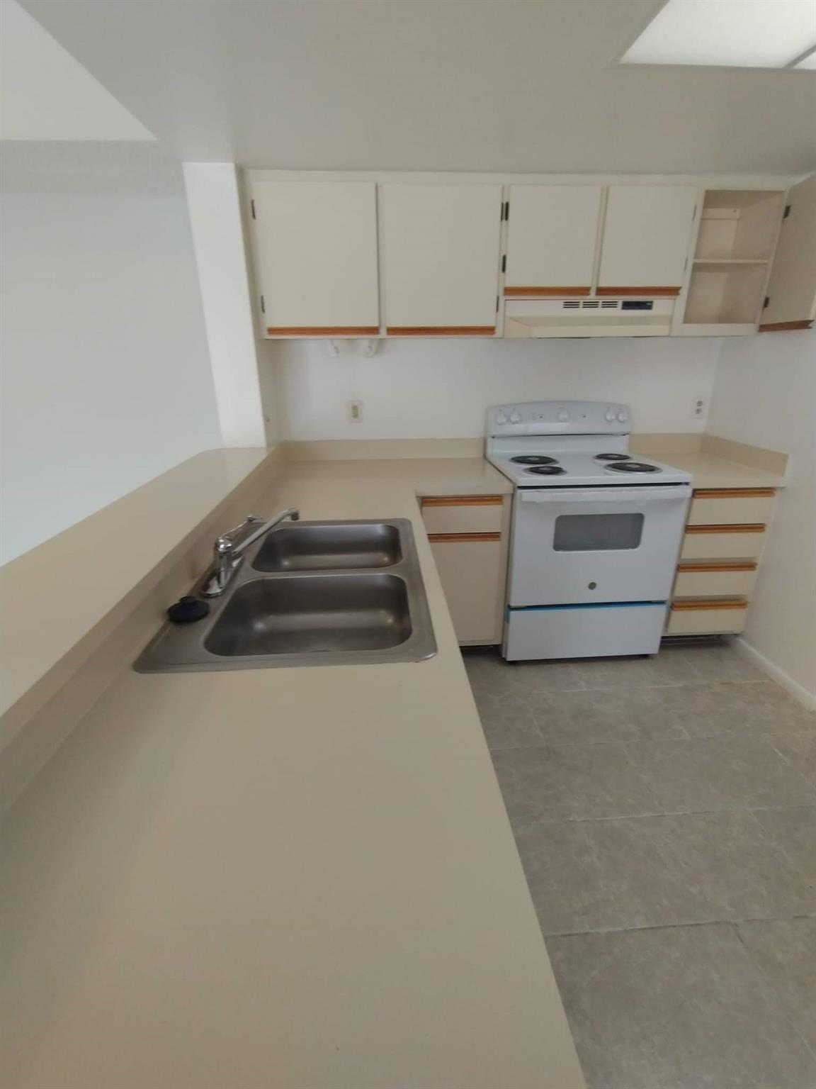 VISCONTI CONDO - Residential