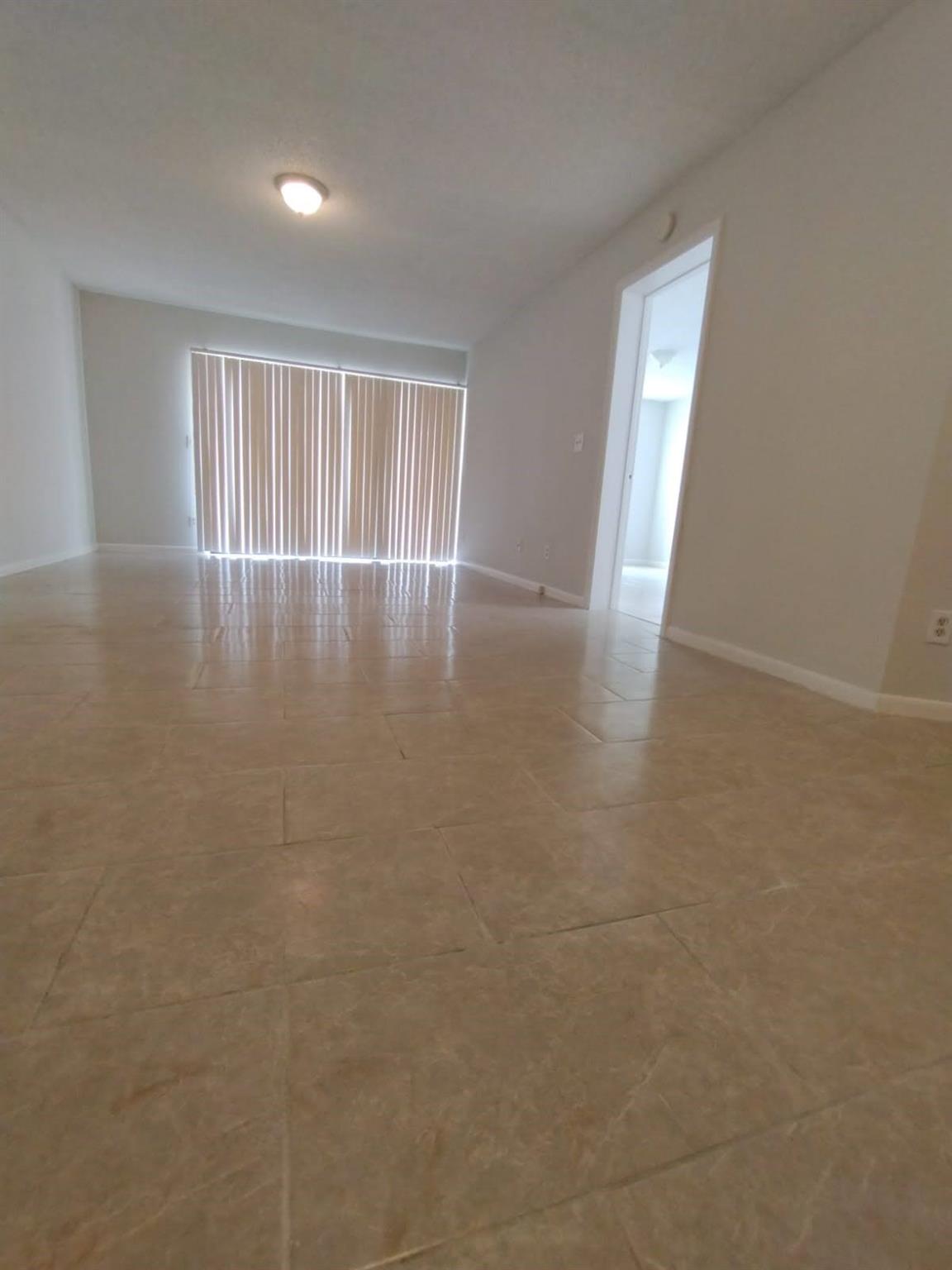 VISCONTI CONDO - Residential