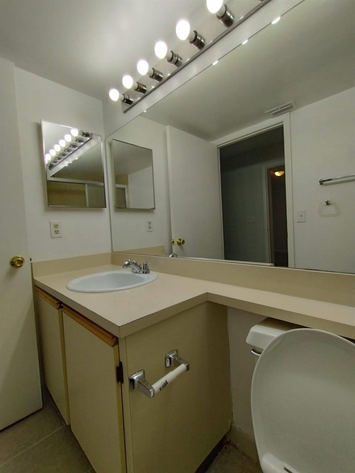 VISCONTI CONDO - Residential