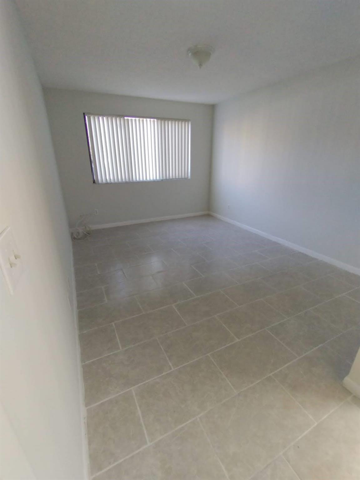 VISCONTI CONDO - Residential