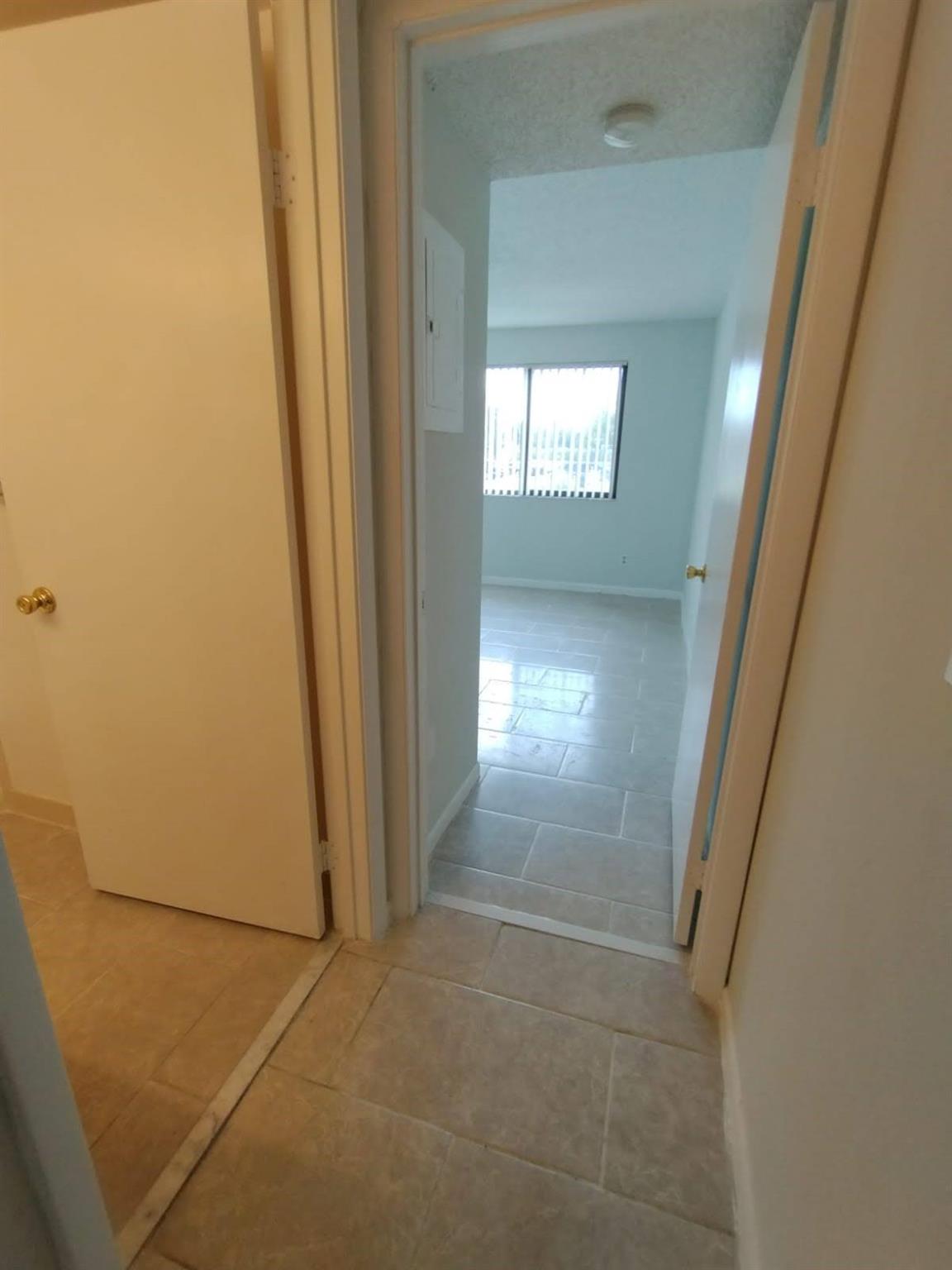 VISCONTI CONDO - Residential