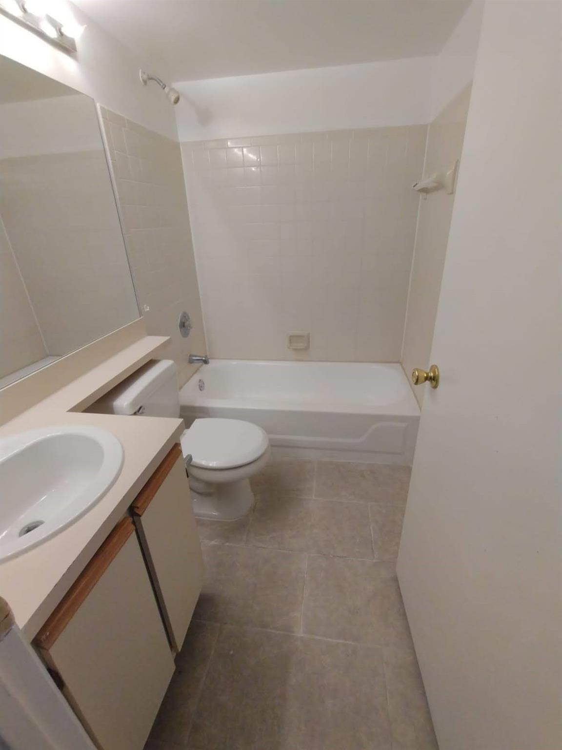 VISCONTI CONDO - Residential