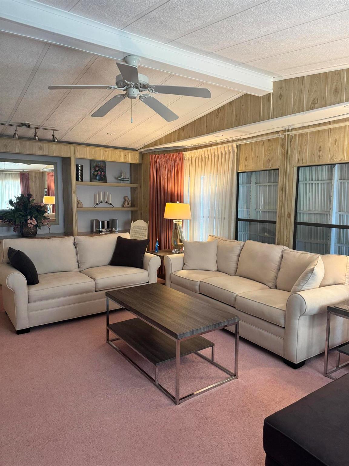 SPANISH LAKES COUNTRY CLU - Residential