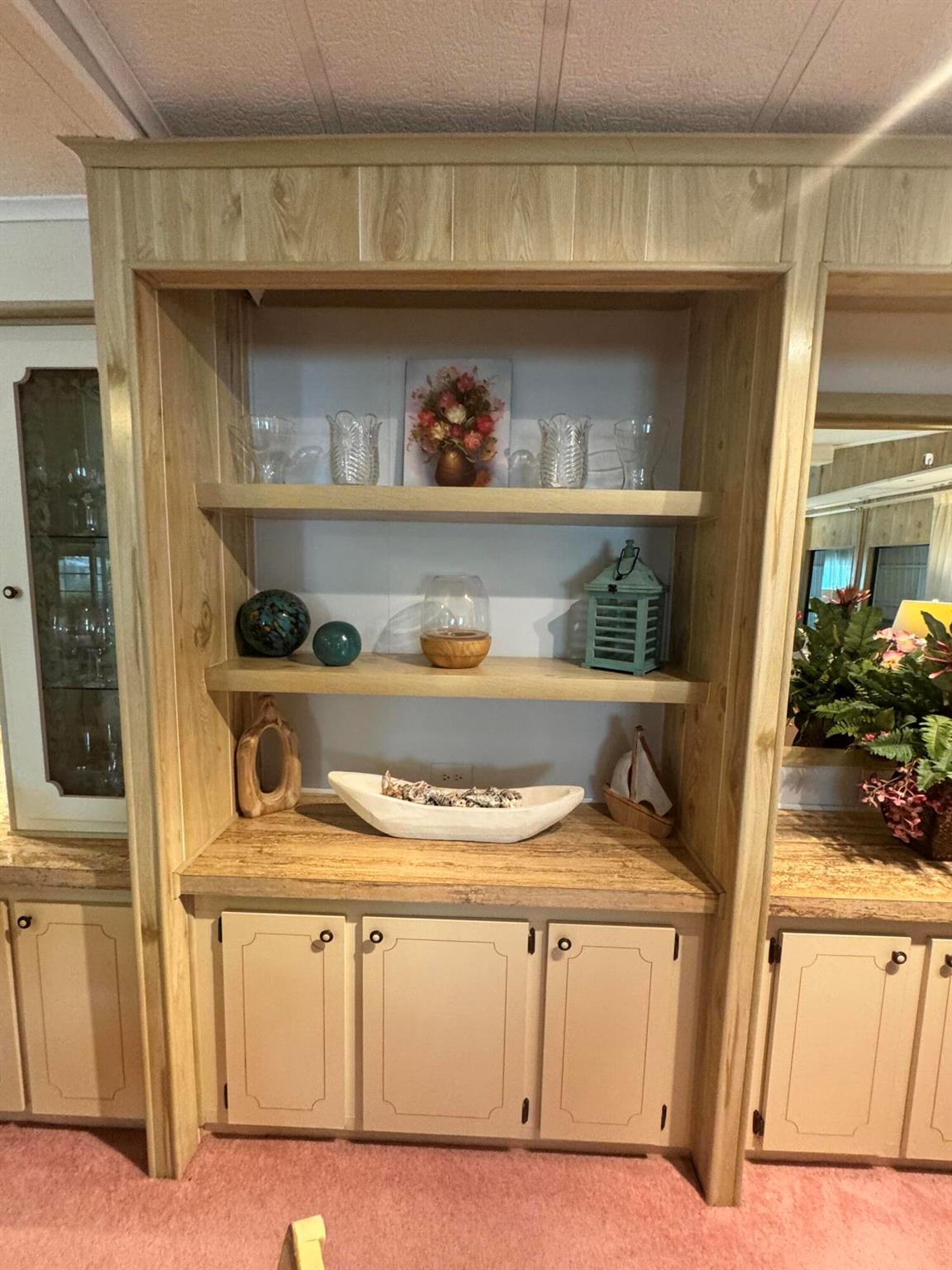 SPANISH LAKES COUNTRY CLU - Residential