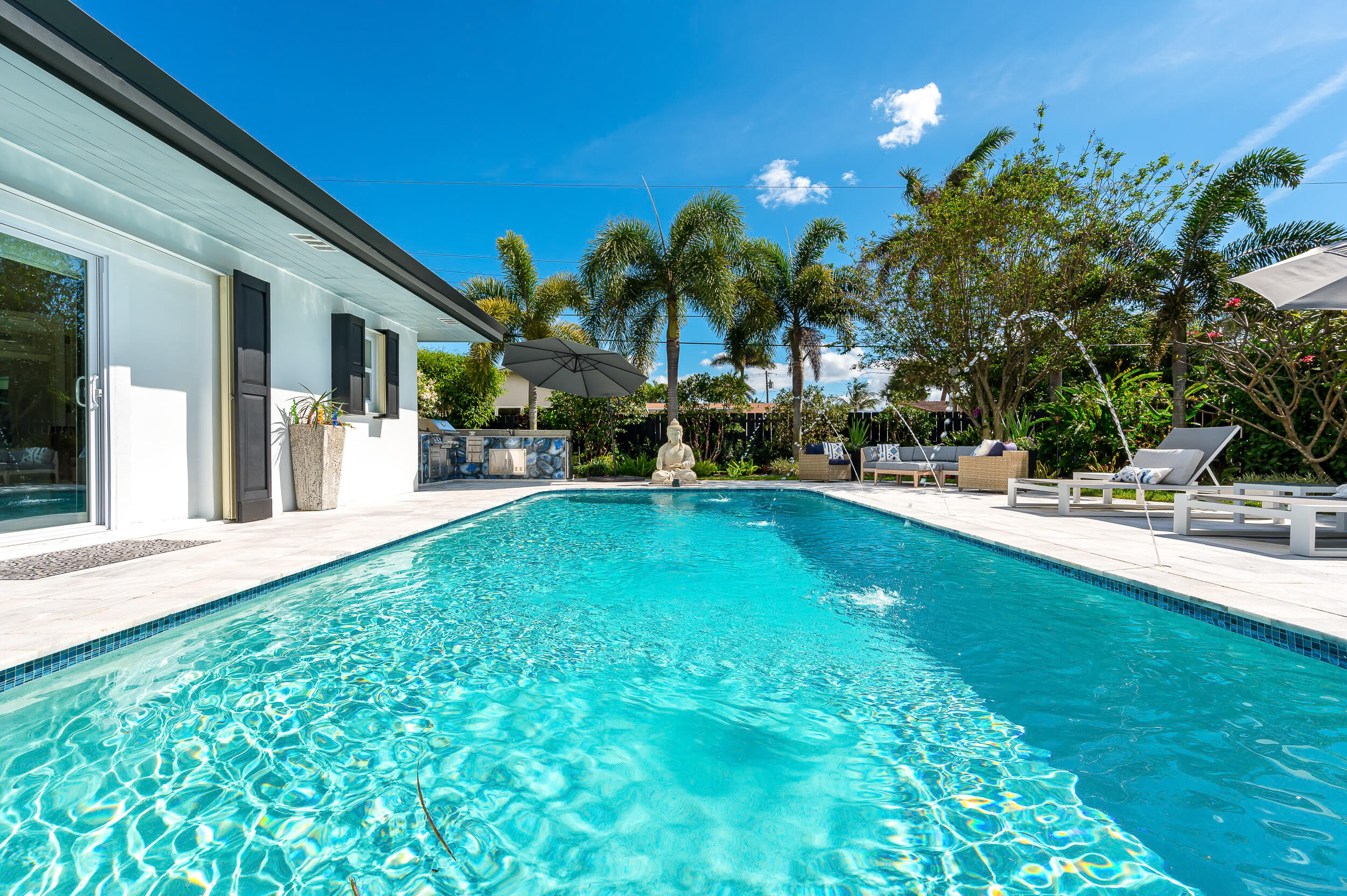 CORAL VILLAS - Residential