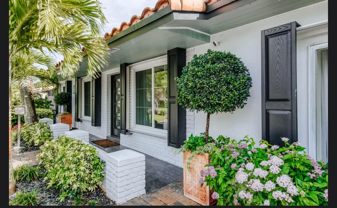 CORAL VILLAS - Residential