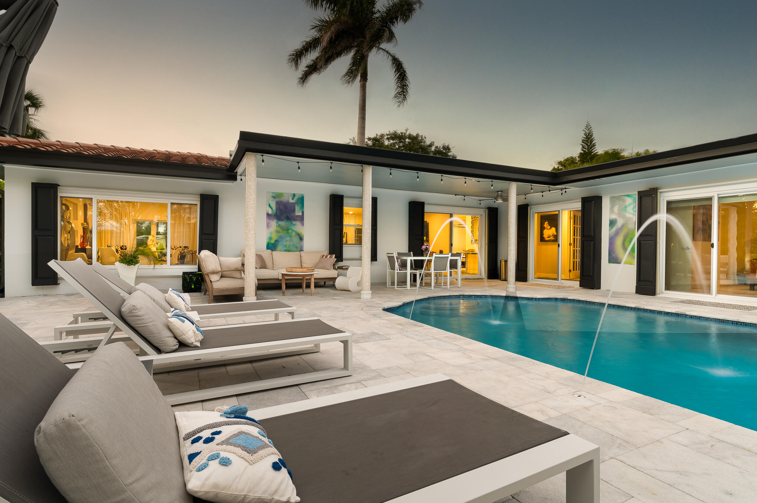 CORAL VILLAS - Residential