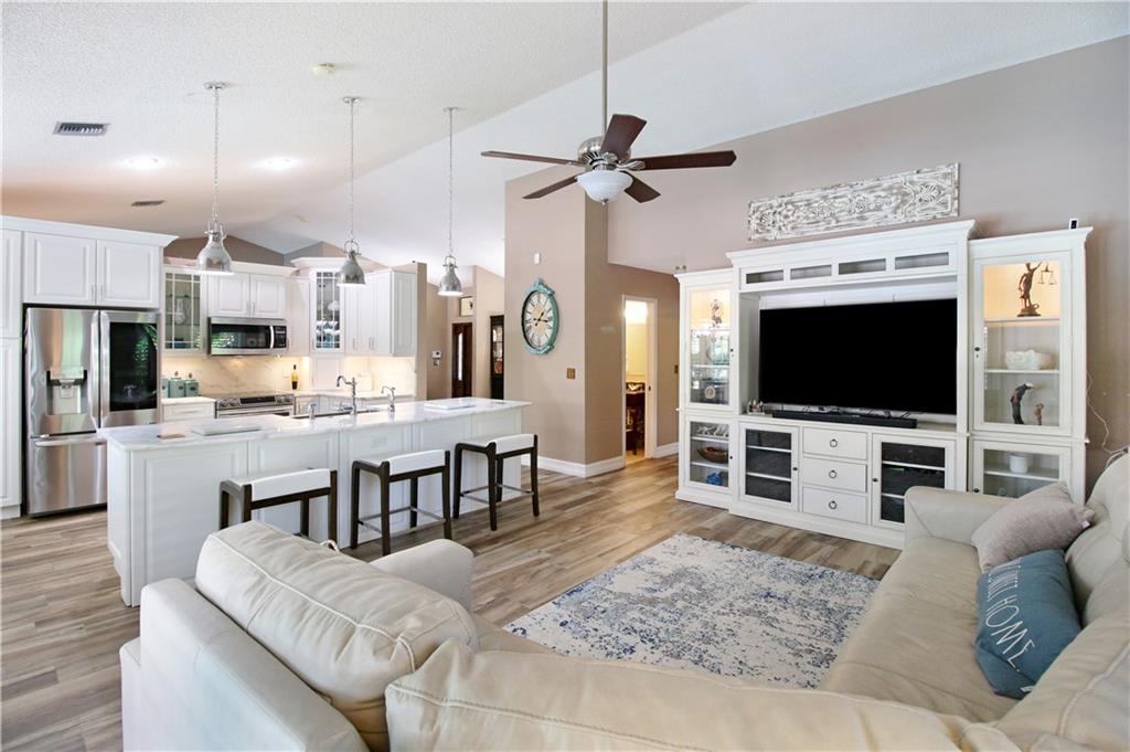 Pine Ridge North 127-29 B - Residential